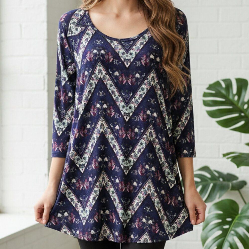 Navy Chevron Floral High-Low Tunic Top 3/4 Sleeve‎ Eyelash Couture Size L Large